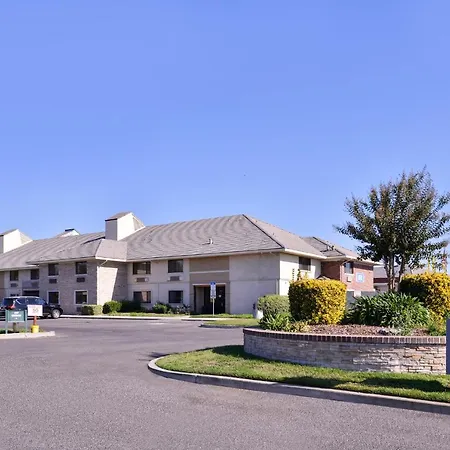 Red Lion Inn & Suites Modesto